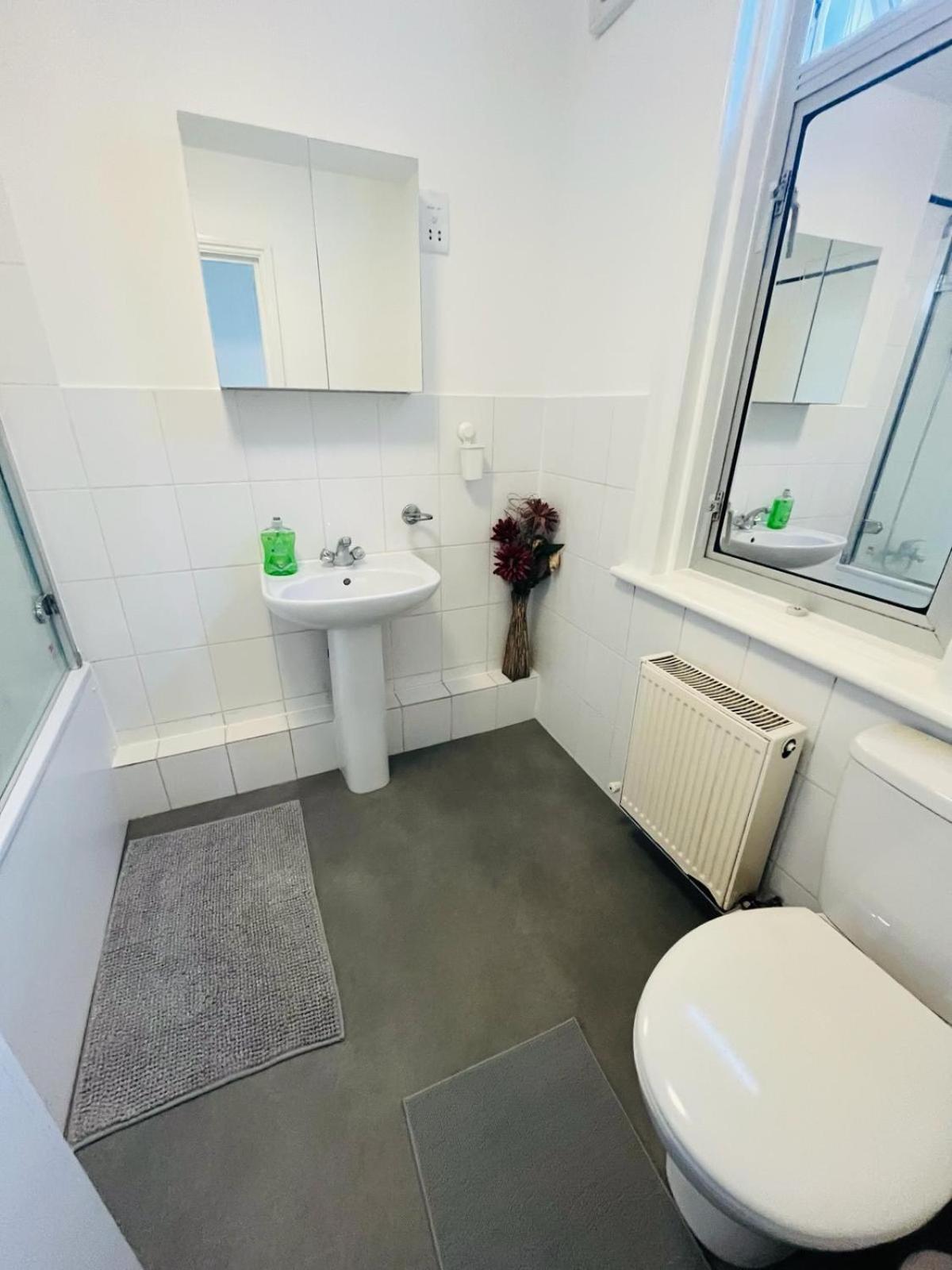 Short Stay Central London And Wembley Londres Exterior foto